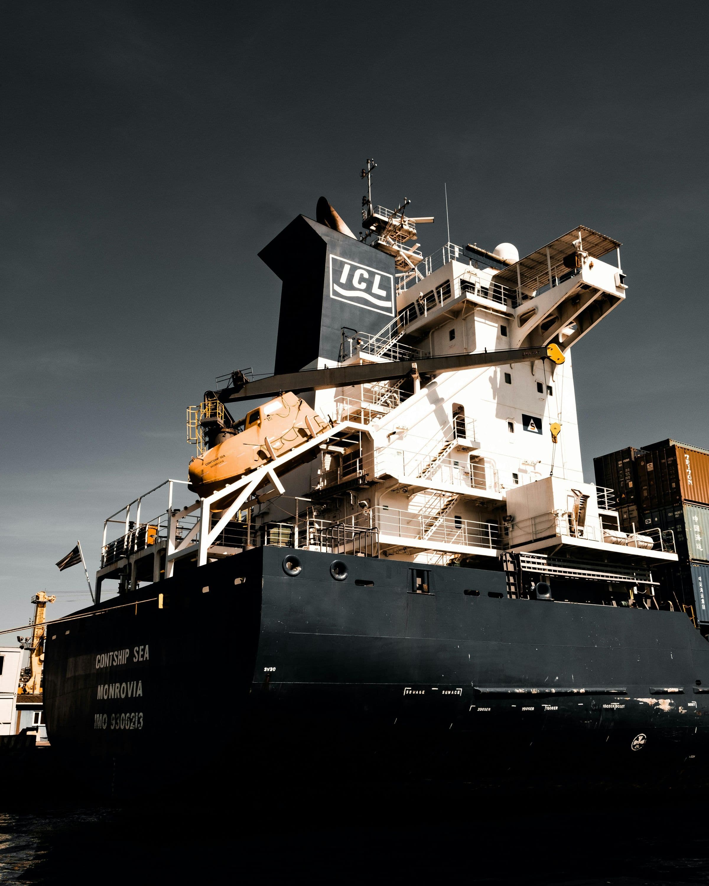 Ship spares logistics for a vessel in port